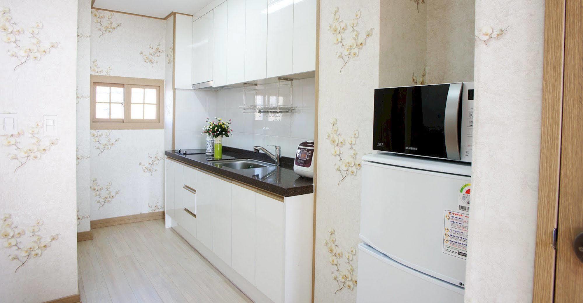 Lapaloma Pension Jeju Ngoại thất bức ảnh